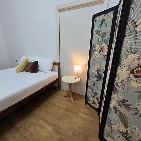 Madama Bed & Breakfast *
