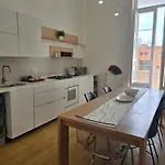 Madama Bed and breakfast *