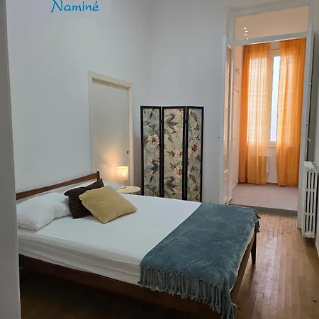 Madama Bed and breakfast *